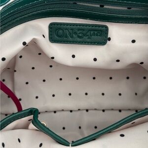 On 34th
Leslii Small Crossbody